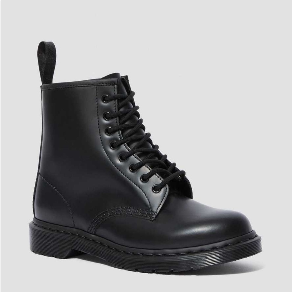 Doc Martens 1460 Mono Smooth Leather LaceUp boots